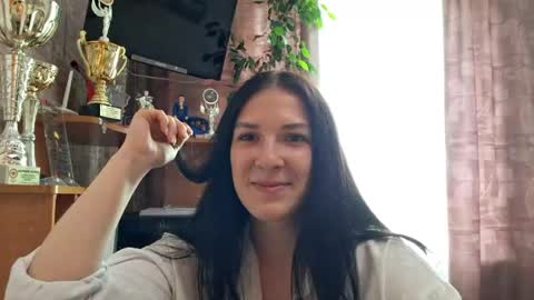 Snapshot of sharicehollinghead chatting on May 19, 2026, 1:50 pm Viki3 online show from May 19, 2026, 1:50 pm