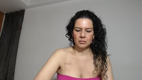 sharickleon11 online show from September 20, 2025, 12:33 am