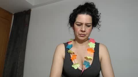 sharickleon11 online show from October 17, 2025, 12:58 am