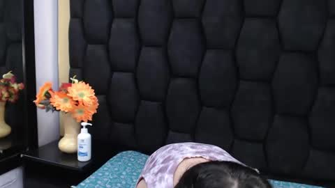 Snapshot of sharim_jaimes chatting on February 19, 2025, 7:16 pm Sharim online show from February 19, 2025, 7:16 pm