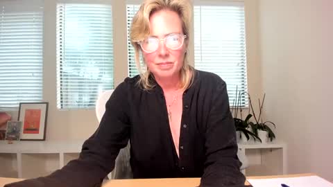Sharkgirl online show from December 22, 2024, 11:09 pm