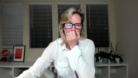 Sharkgirl online show from January 13, 2025, 1:13 am
