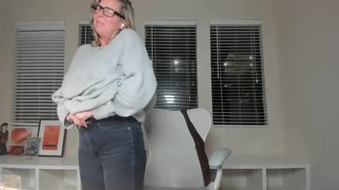 Sharkgirl online show from February 18, 2025, 1:10 am