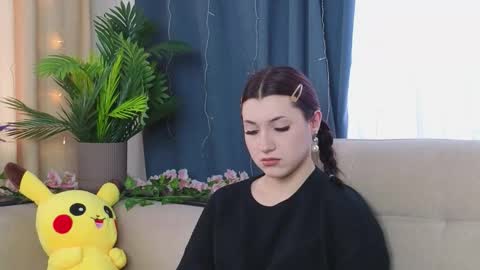 Ashley online show from November 19, 2025, 8:58 am