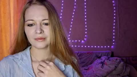 Snapshot of sharlalaskin chatting on October 30, 2025, 6:48 am Annie online show from October 30, 2025, 6:48 am