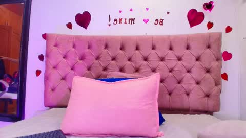 Snapshot of sharlott_kiss chatting on February 27, 2025, 11:52 am Sharlott online show from February 27, 2025, 11:52 am