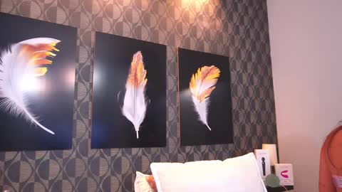 Sharom  online show from February 19, 2026, 7:21 pm