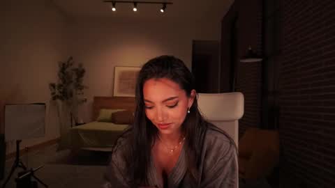 sharon baker online show from October 9, 2025, 11:47 pm