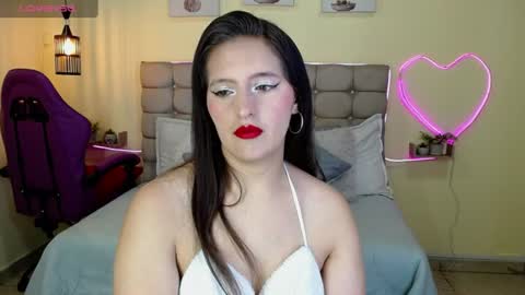 ESTEFI  online show from June 28, 2026, 6:36 pm