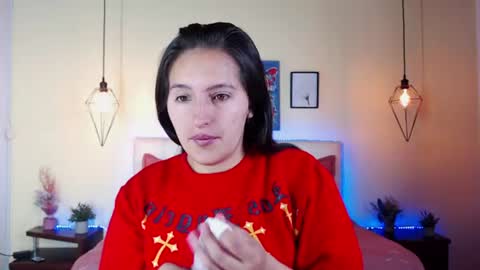 ESTEFI  online show from June 29, 2026, 1:44 pm