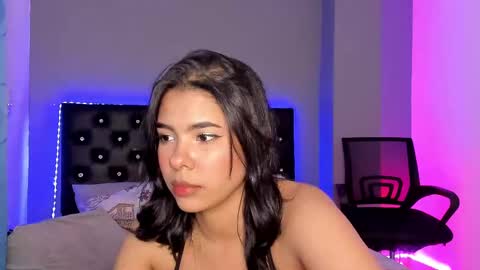 Sharon Star online show from February 11, 2025, 8:31 pm