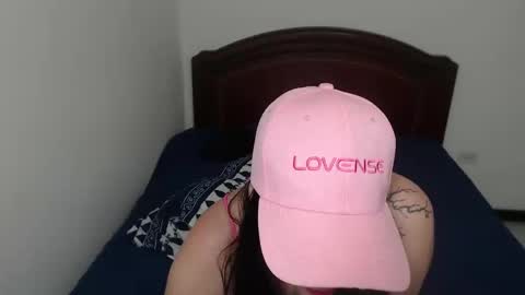 Snapshot of sharoonnn34 chatting on January 17, 2025, 4:57 pm SHAROON online show from January 17, 2025, 4:57 pm