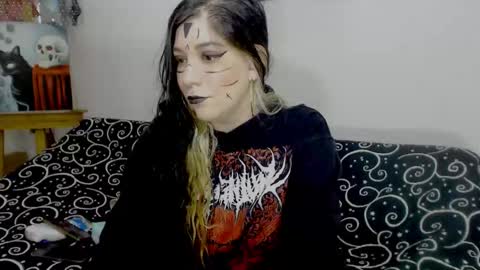 Snapshot of sharoonnn34 chatting on October 16, 2025, 9:27 pm SHAROON online show from October 16, 2025, 9:27 pm