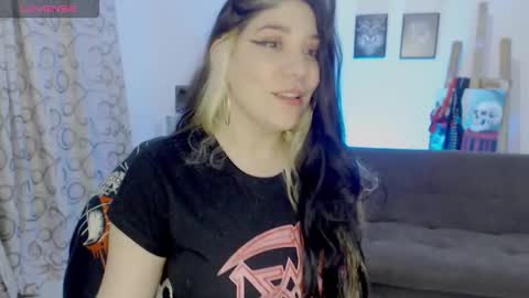 Snapshot of sharoonnn34 chatting on November 8, 2025, 11:58 pm SHAROON online show from November 8, 2025, 11:58 pm