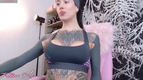 Antonia online show from March 26, 2026, 6:13 pm