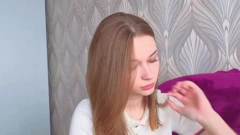 Miroslava online show from October 2, 2025, 4:30 am