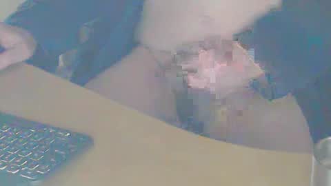 Snapshot of shaved164 chatting on December 20, 2024, 8:38 am Frans online show from December 20, 2024, 8:38 am