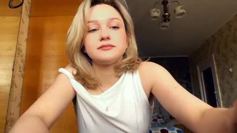 Snapshot of shawandamisemer chatting on April 24, 2026, 11:12 am Lilith online show from April 24, 2026, 11:12 am