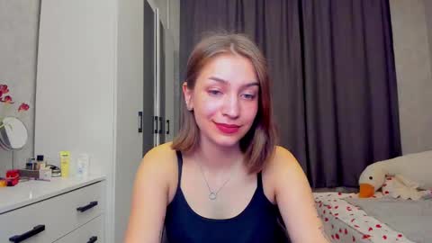 shawty__mariaa online show from March 12, 2025, 9:24 pm