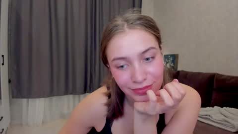 shawty__mariaa online show from September 15, 2025, 3:23 pm