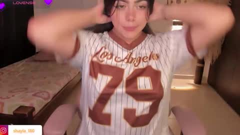 Snapshot of shayla_18 chatting on October 17, 2025, 4:26 am dalila online show from October 17, 2025, 4:26 am