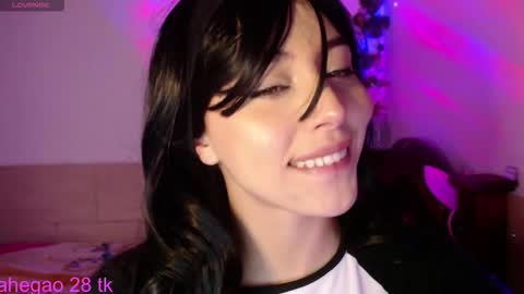 Shayla 3 online show from November 10, 2025, 8:19 pm