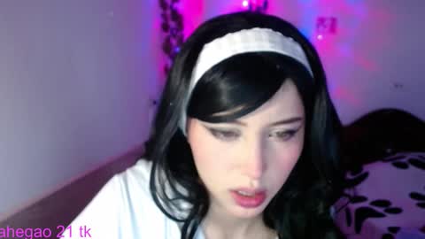 Shayla 3 online show from December 2, 2025, 8:59 pm