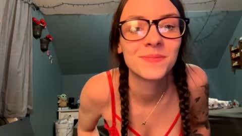 Snapshot of shaylar21 chatting on February 21, 2026, 3:51 am shaylar21 online show from February 21, 2026, 3:51 am