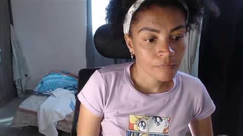 Shayna online show from December 9, 2024, 6:35 pm