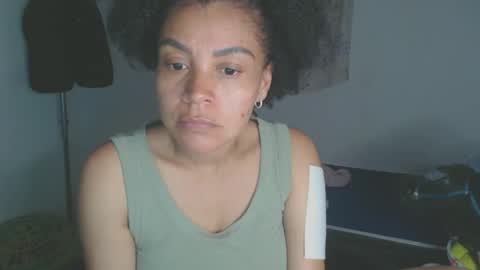 Shayna online show from November 22, 2025, 2:54 am