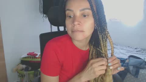 Snapshot of shayna_cute chatting on April 26, 2026, 7:44 pm Shayna online show from April 26, 2026, 7:44 pm