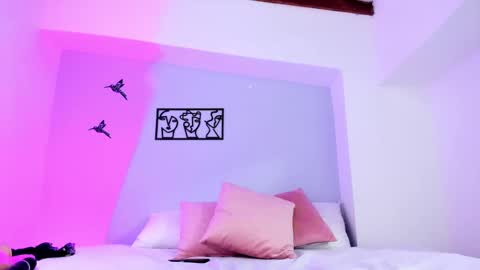 Shayra online show from March 9, 2025, 9:36 pm