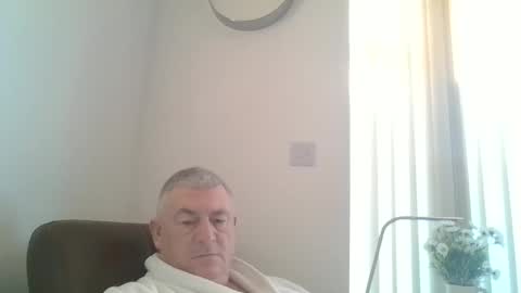 she52 online show from December 2, 2024, 8:19 am