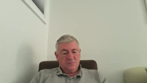 she52 online show from November 20, 2025, 9:09 am