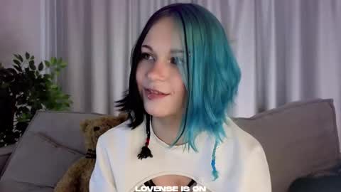 Anika online show from September 11, 2025, 11:10 am