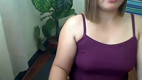 Snapshot of shebomb488504 chatting on February 5, 2025, 8:21 am jane online show from February 5, 2025, 8:21 am