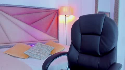 Snapshot of shegoblake chatting on February 2, 2025, 12:19 am Shego online show from February 2, 2025, 12:19 am