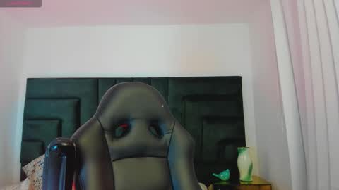 Snapshot of shegoblake chatting on October 30, 2025, 12:34 am Shego online show from October 30, 2025, 12:34 am