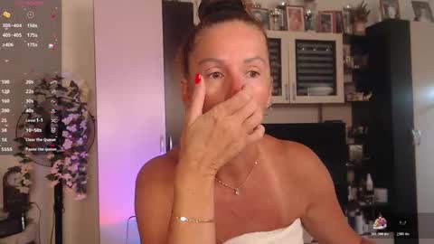 Sheila GMT 2 Tuesday Wednesday Friday Saturday Sunday- 8  5  online show from September 29, 2025, 4:39 am