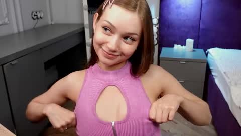 SHEILA online show from April 26, 2026, 12:52 am