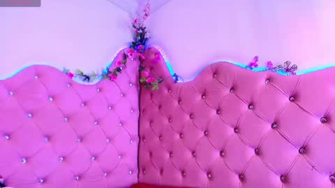 Snapshot of sheilly_brown chatting on May 22, 2026, 7:19 pm sheilly_brown online show from May 22, 2026, 7:19 pm