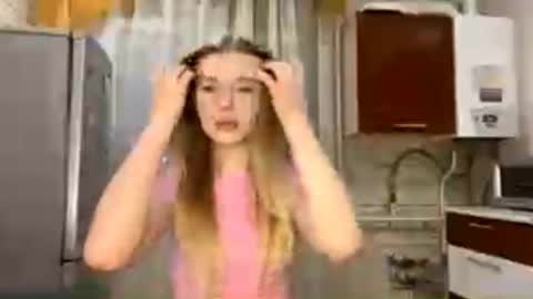 Jenny online show from October 17, 2025, 8:22 pm