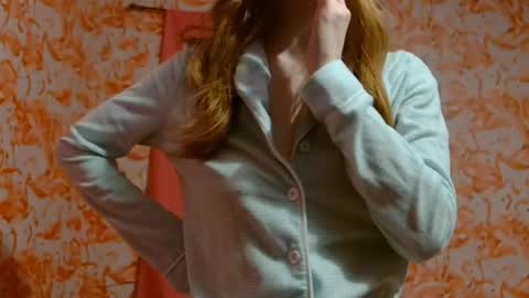 Erika online show from January 10, 2025, 3:29 am