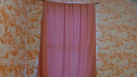 Erika online show from March 8, 2026, 7:39 pm