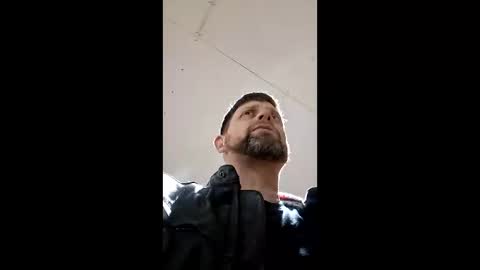 Snapshot of shellbulletburst chatting on December 18, 2025, 7:42 pm caught up in you online show from December 18, 2025, 7:42 pm