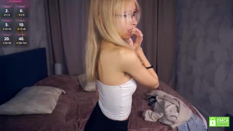 Snapshot of shelleybuss chatting on September 22, 2025, 2:30 pm Shelley night Tate day online show from September 22, 2025, 2:30 pm