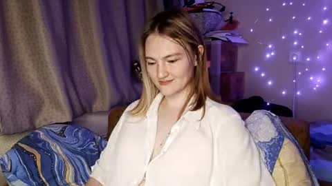 Snapshot of shelliegoza chatting on July 17, 2026, 4:56 pm Ashley online show from July 17, 2026, 4:56 pm