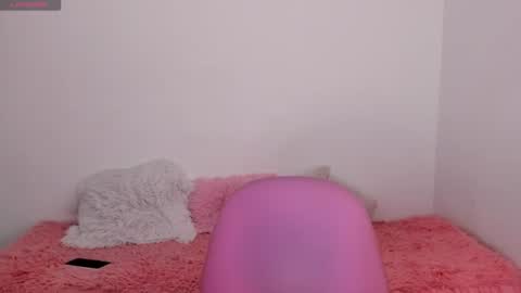 Snapshot of shelly_rohades chatting on July 10, 2026, 2:38 am online show from July 10, 2026, 2:38 am