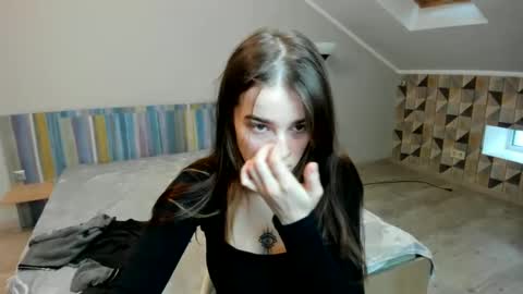 Snapshot of shelyymoon chatting on January 8, 2025, 10:48 am ShelyMoon online show from January 8, 2025, 10:48 am