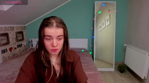 Snapshot of shelyymoon chatting on February 17, 2025, 8:04 pm ShelyMoon online show from February 17, 2025, 8:04 pm
